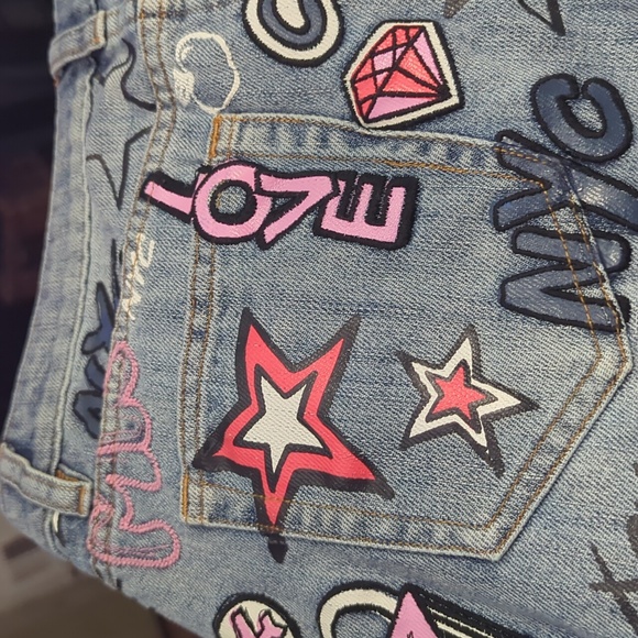 Unique Embroidered Graffiti NYC KORS Mini Denim Skirt Size 4 - Picture 9 of 16